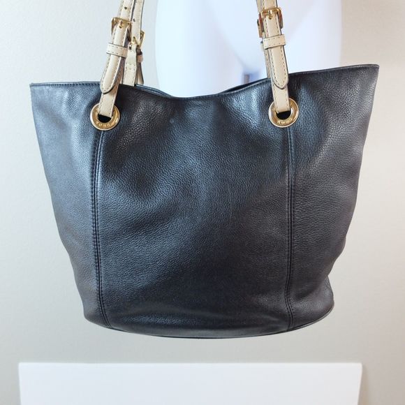 Michael Kors Black Leather Gold Tone Hardware Double Handle Tote Bag - Picture 4 of 14